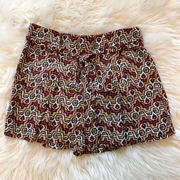 Jessica Simpson | Geometric Print Flowy Shorts - Picture 1 of 7